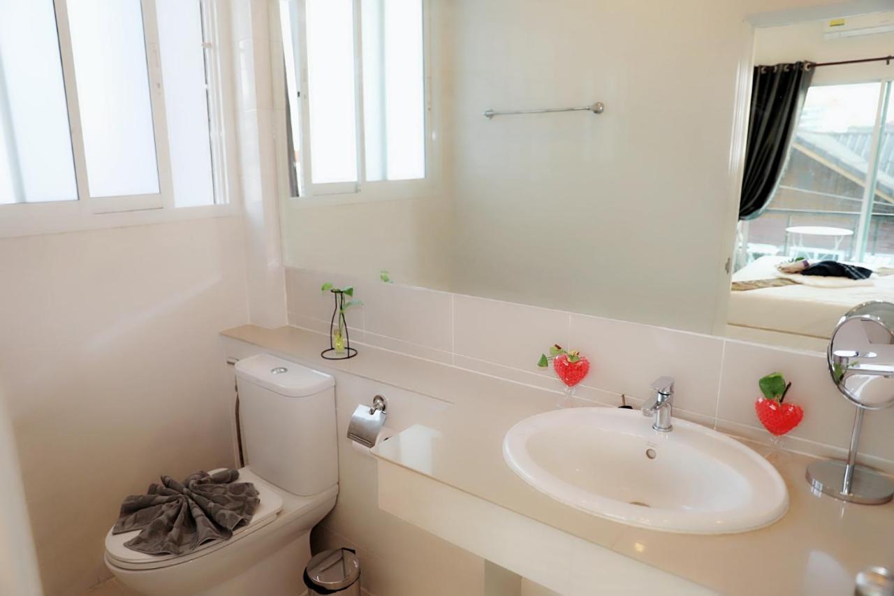 Close Maya Nimman 5Bedroom Villa Чиангмай Екстериор снимка