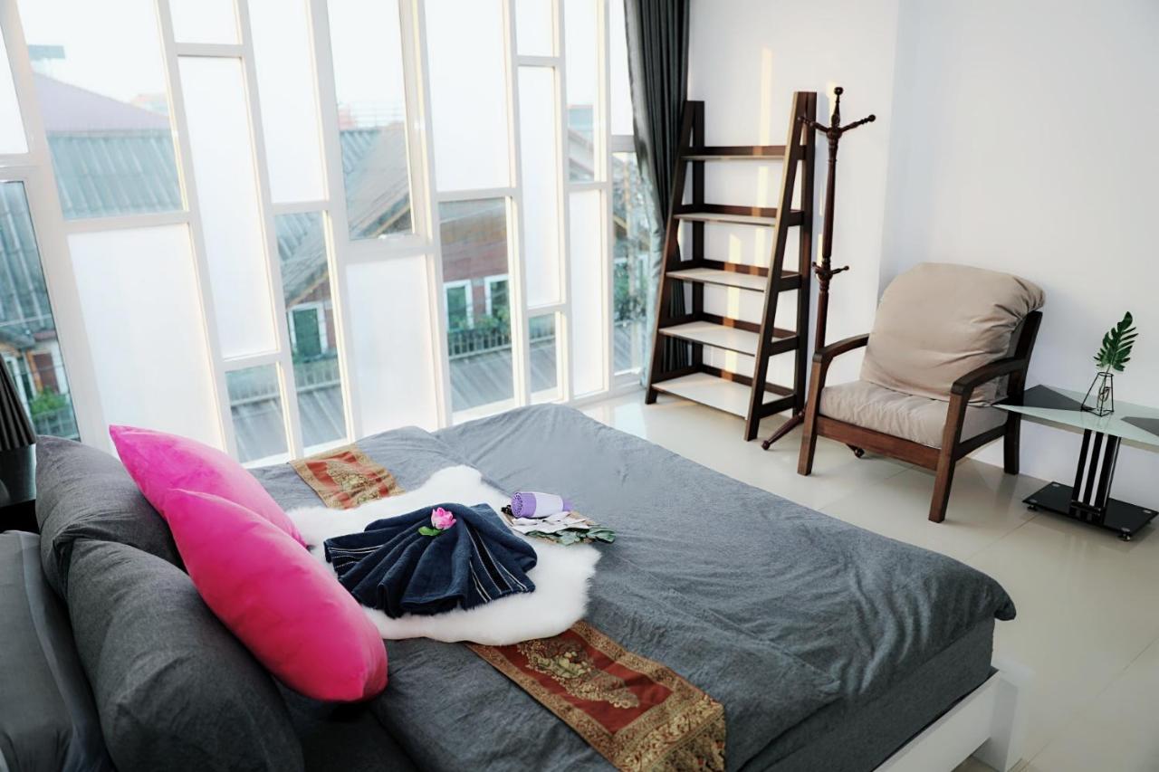 Close Maya Nimman 5Bedroom Villa Чиангмай Екстериор снимка